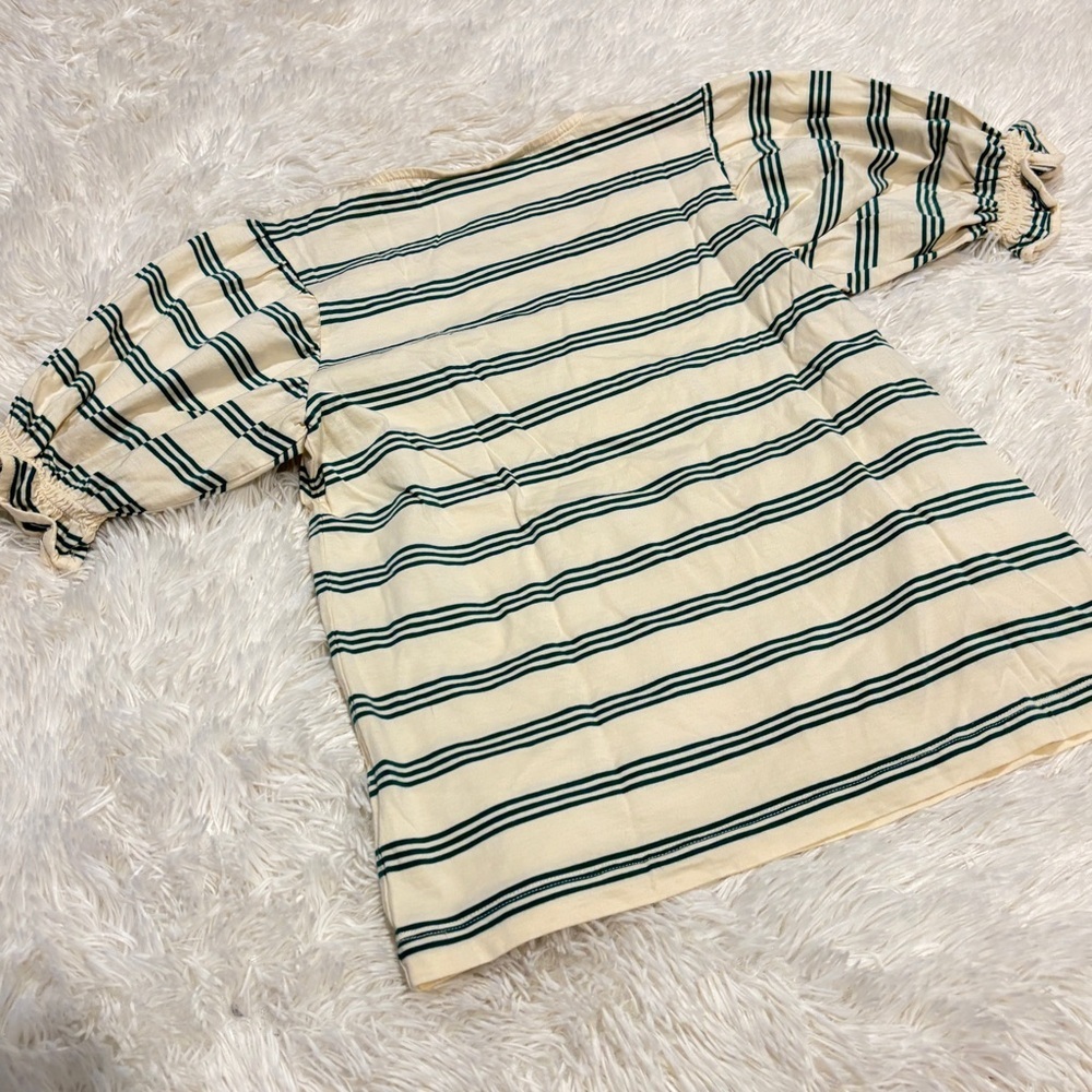 Tiny Big Sister - Woman’s cream and green striped balloon sleeved top 34 small - Picture 7 of 9